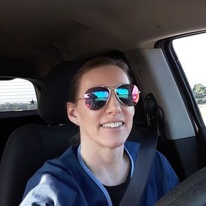 Meet your Posher, Christie